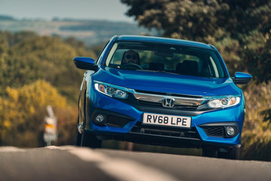 Honda Civic Sedan (FC) 2018 года  (UK) (фото 10 из 94)